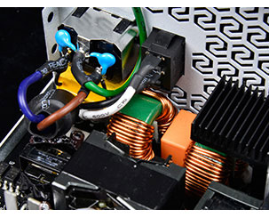 GamerStorm DQ750-M Mạch lọc EMI 1 và 2 giai đoạn tuyệt vời